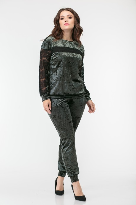 Anastasia Mak 683 #2