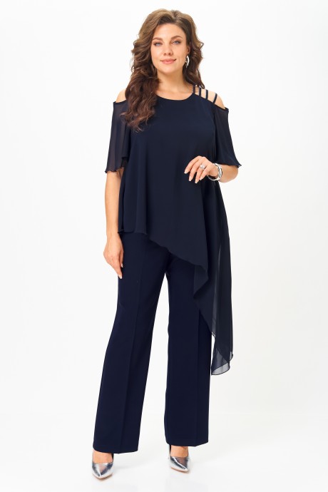 Anastasia Mak 1305 #1