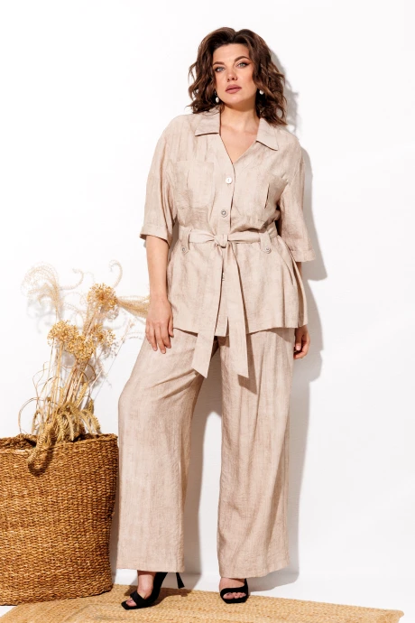 Anastasia Mak 1339 #1