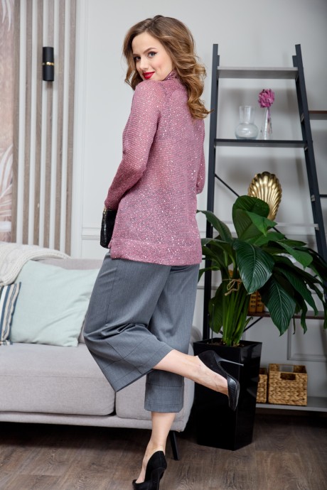Anastasia 709 #3