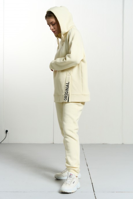 MAX S028 #4