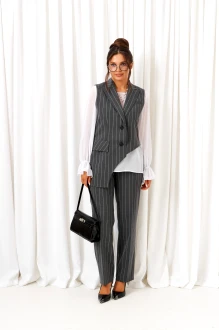 Брючный костюм Beautiful&Free 6422 тройка полоска серая