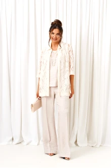 Брючный костюм Beautiful&Free 6425 тройка жемчужный