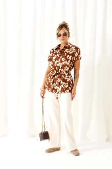 Брючный костюм Beautiful&Free 6453 тройка молочно-коричневый