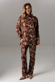 Брючный костюм Ларс Стиль 1195 шоколадно-молочный принт