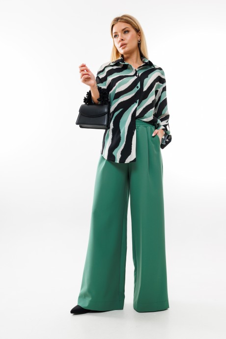 AmberA Style 2044 #1