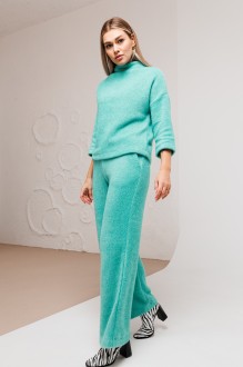 AmberA Style 2049 #2