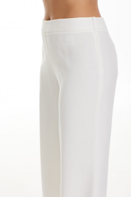 Elady 4366 #1